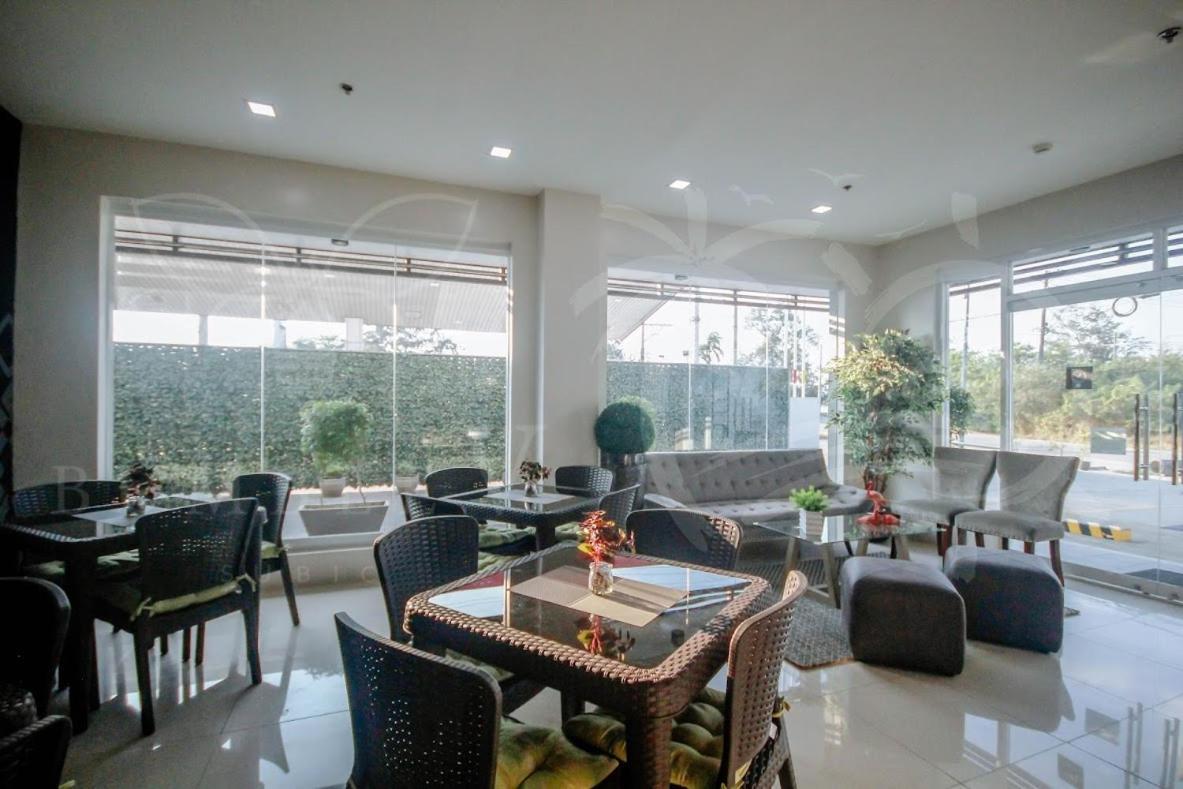 Bumble V Subic Hotel Olongapo Exteriér fotografie