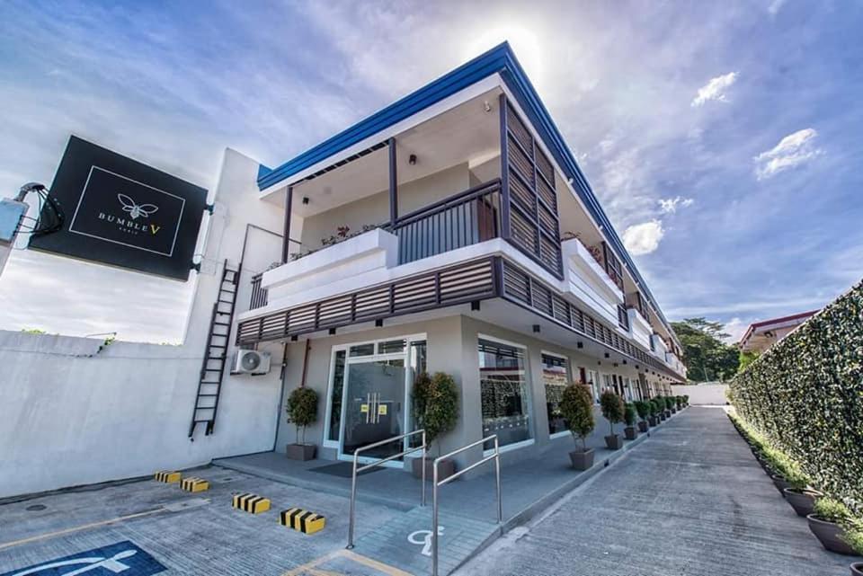 Bumble V Subic Hotel Olongapo Exteriér fotografie