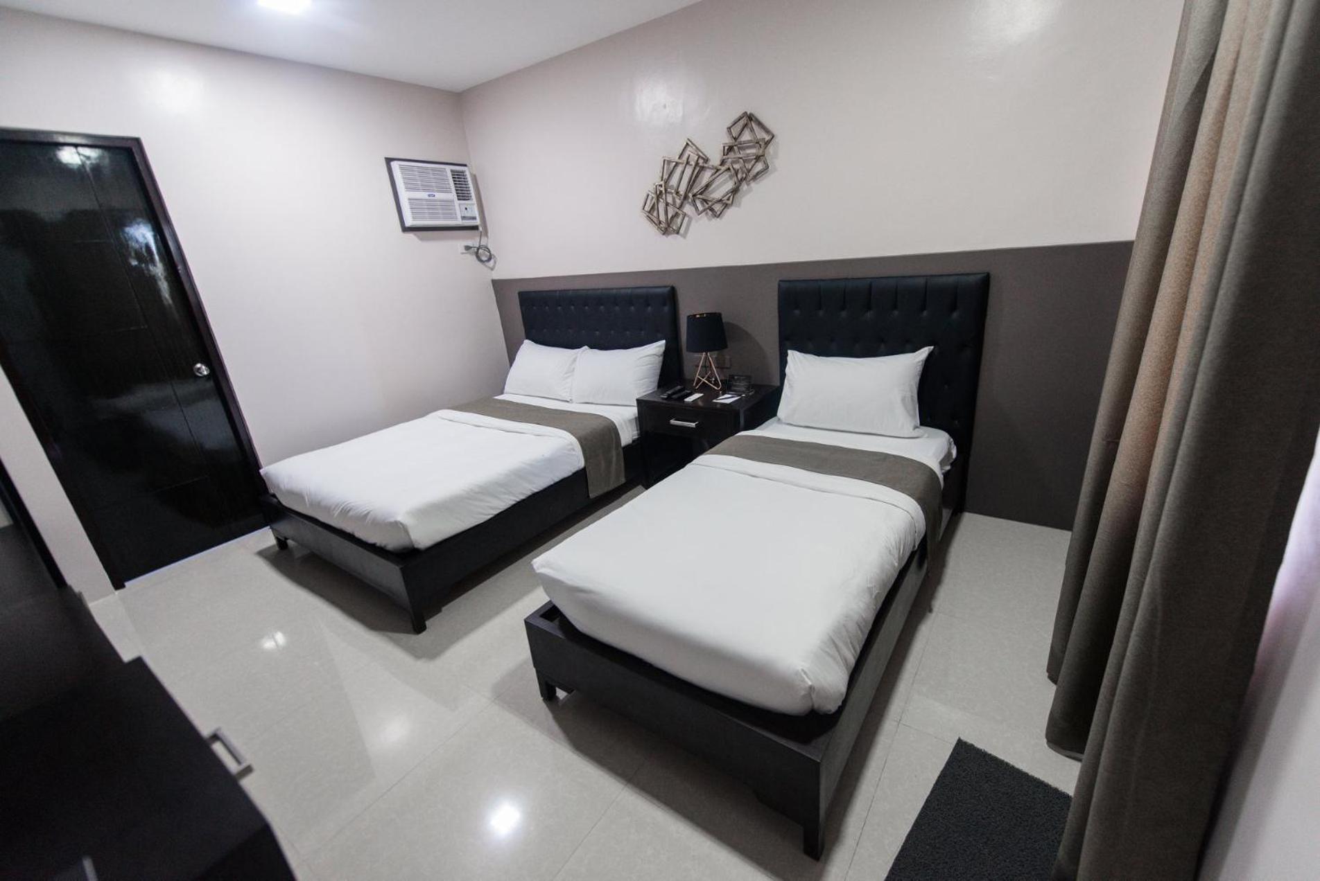 Bumble V Subic Hotel Olongapo Exteriér fotografie
